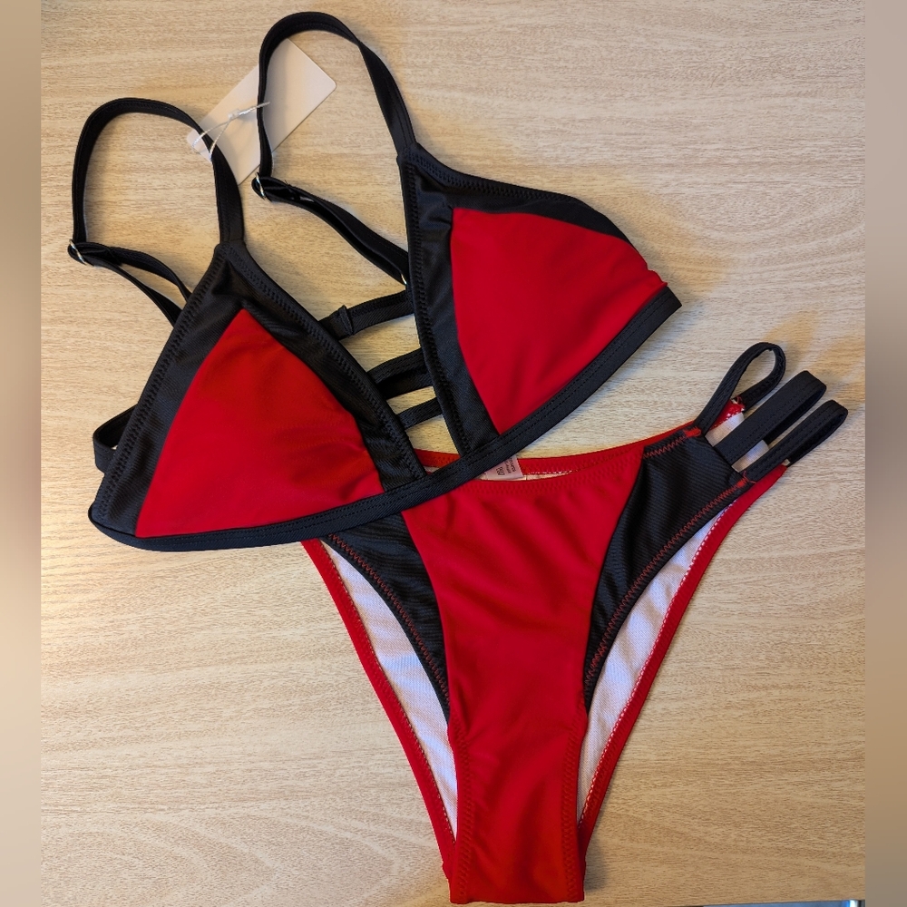 New Small Black And Red Swimsuit